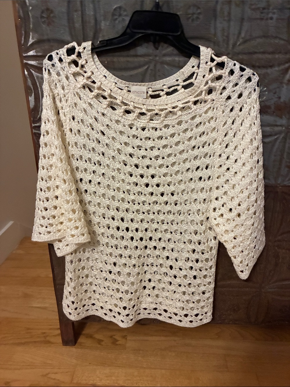 Chico's Open Crochet Cream Scoop-Neck Sweater “chicos size 2” (women’s 6-8)